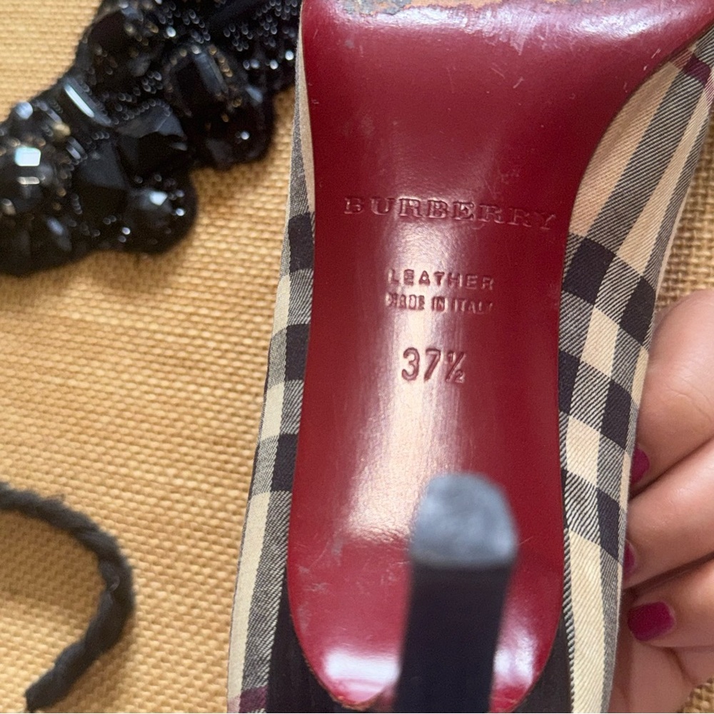 Burberry Women's Plaid Heels - Black and Cream - Picture 3 of 5